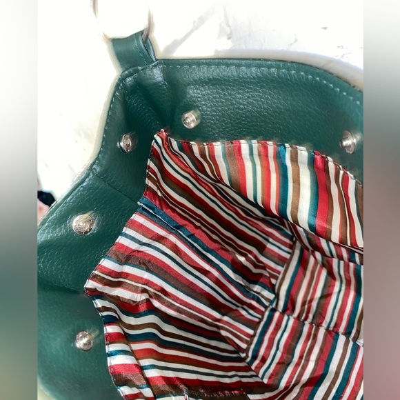 Alligator skin pattern shoulder bag - Picture 3 of 6